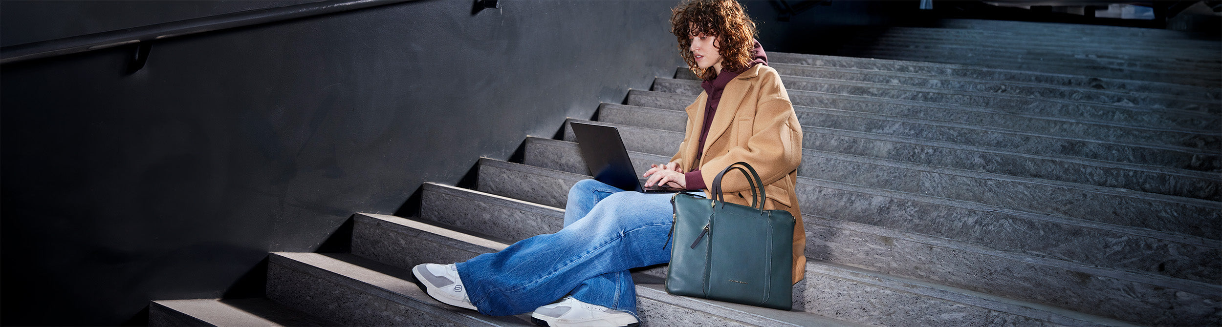 Piquadro CIRCLE CON A ZIP - Wallet - Azzurro Cuoio/blue-grey - Zalando