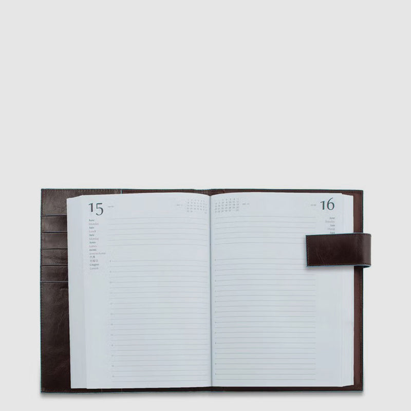 Agenda diaria en piel con