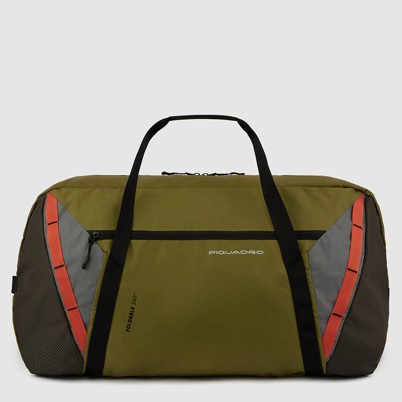 Foldable duffel bag in recycled fabric