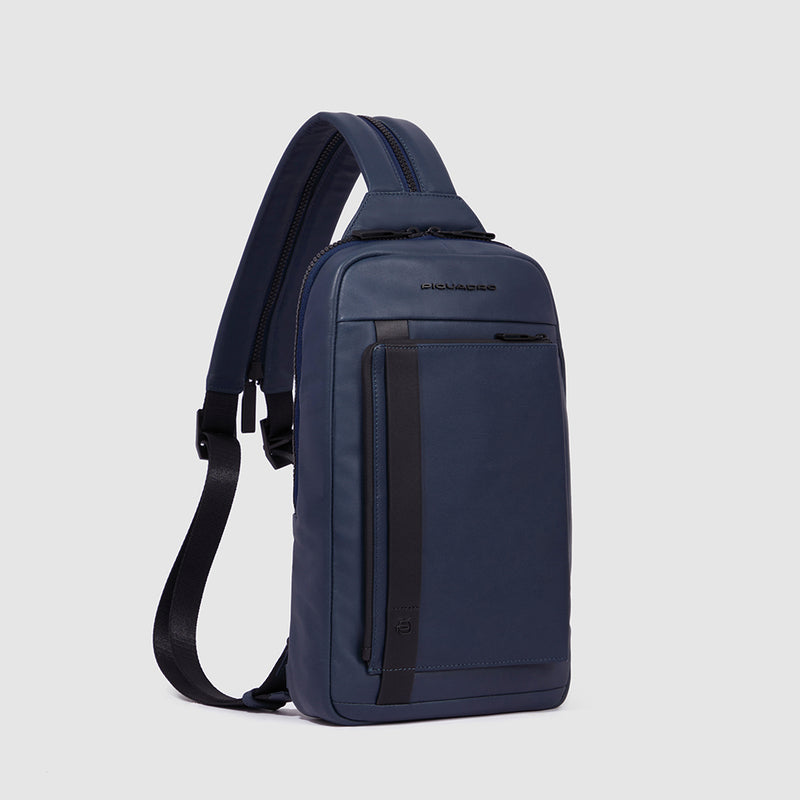 Umhängetasche für iPad® als Rucksack tragbar