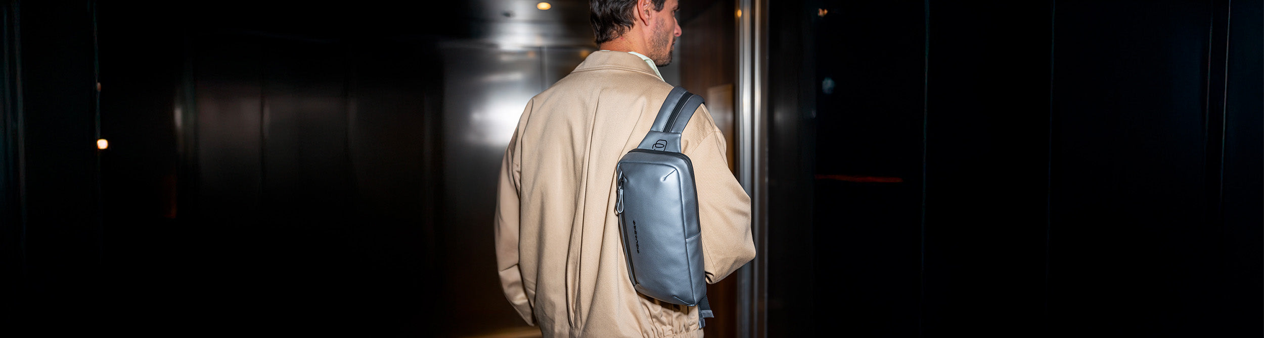 Mono-sling backpacks