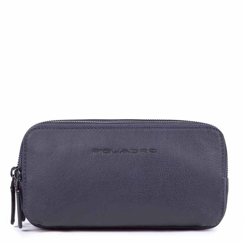 Case with three dividers