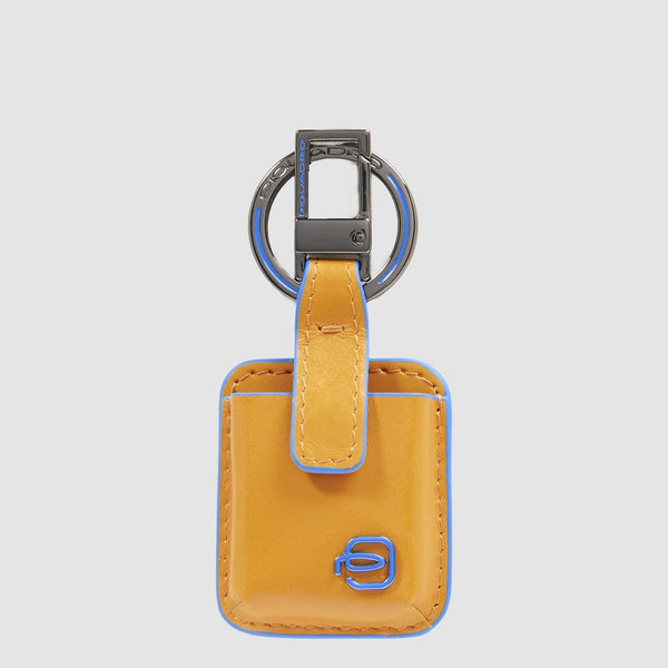 Carabiner keychain with CONNEQU