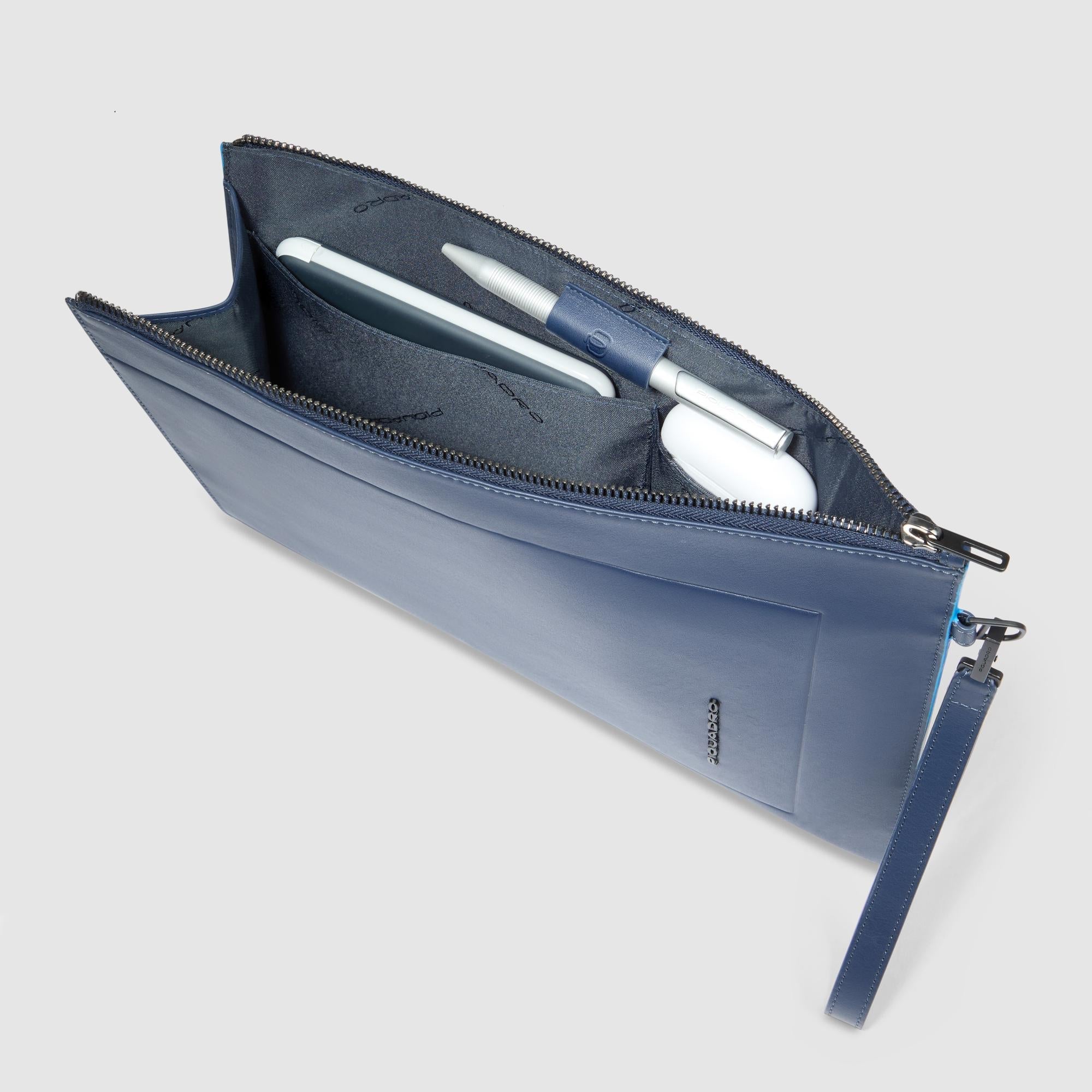 Pochette Uomo PIQUADRO In Pelle Per IPad Pro 11'', Con Tasche Per AirPods E Smart Tracker