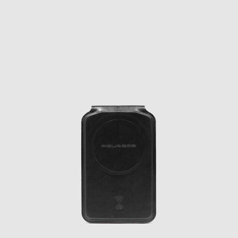 MagSafe wallet with rechargeable tracker