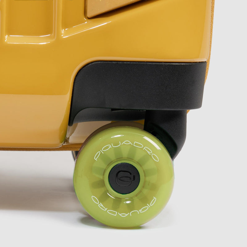 Double interchangeable wheel