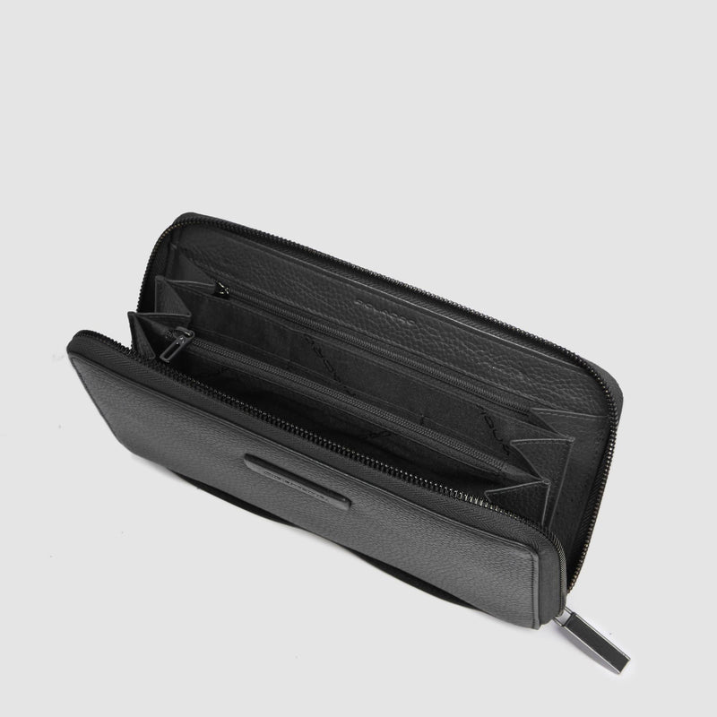 Leather wristlet