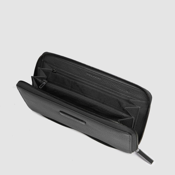 Leather wristlet