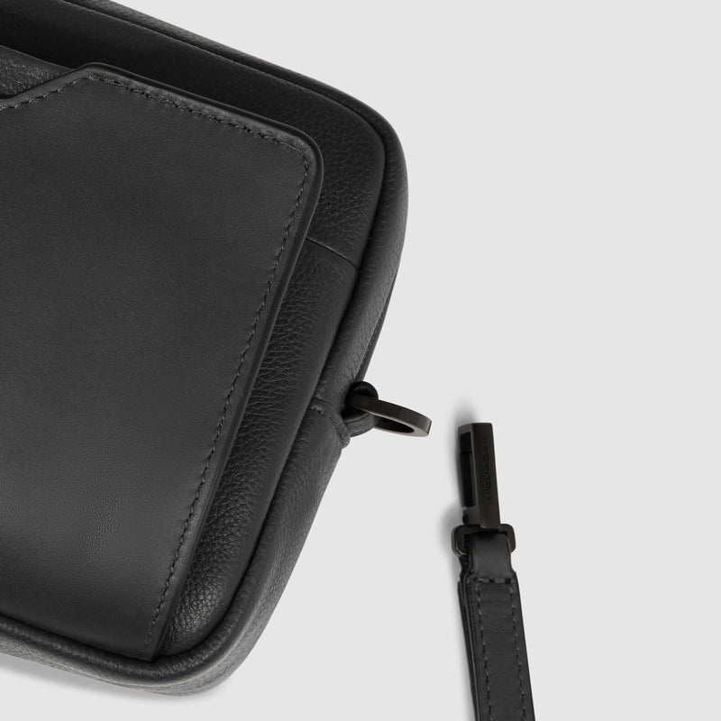 Pochette avec bandoulière amovible