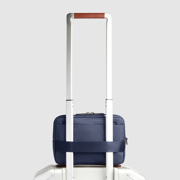 Wrist clutch bag in recycled textile - 3