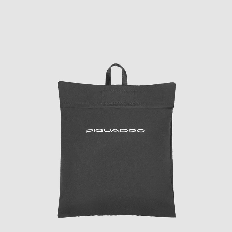 Water resistant luggae cover M