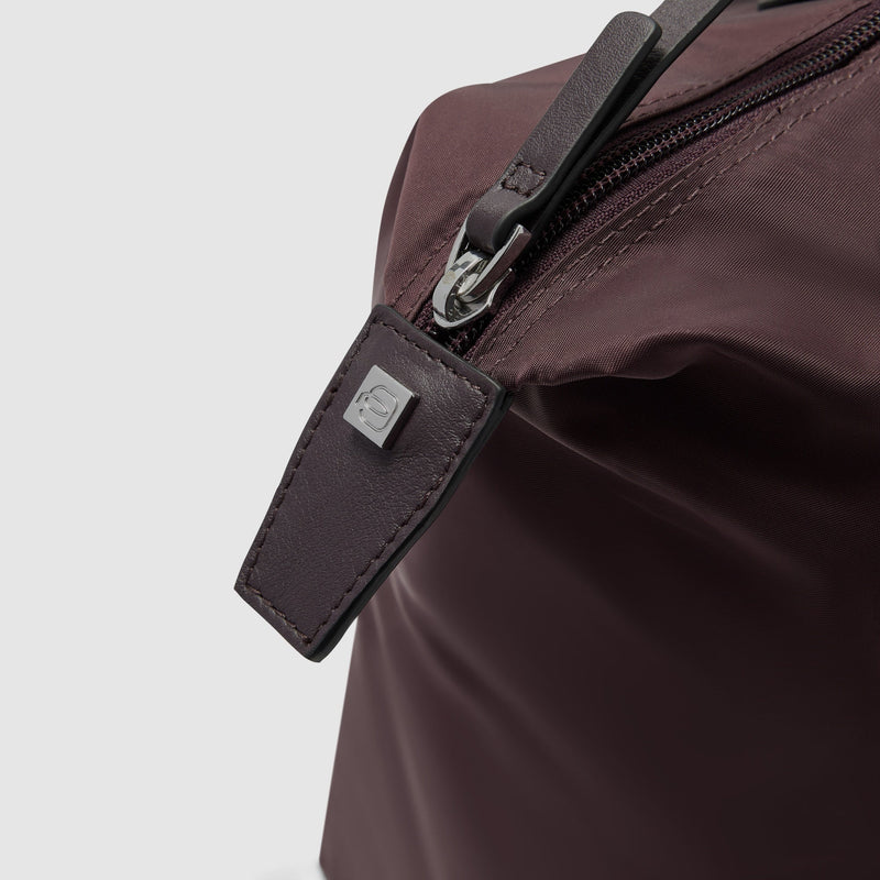 15.6" Laptop Bag in Recycled Fabric & Leather
