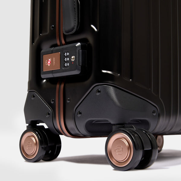 Slim, cabin hardside spinner "Piquadro x Maserati