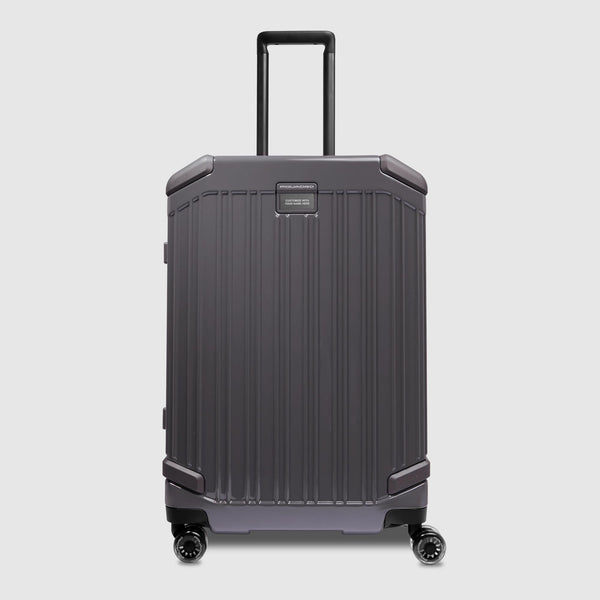 Medium size,4 wheel suitcase