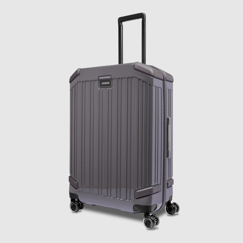 Medium size,4 wheel suitcase