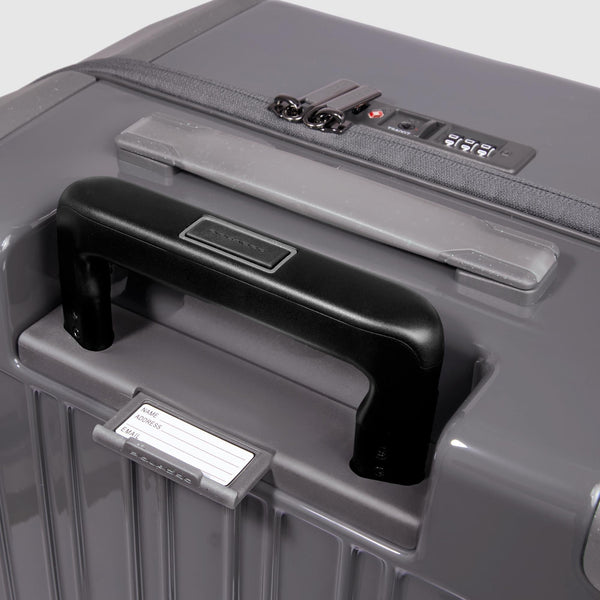 Medium size, expandable 4 wheel suitcase - 4