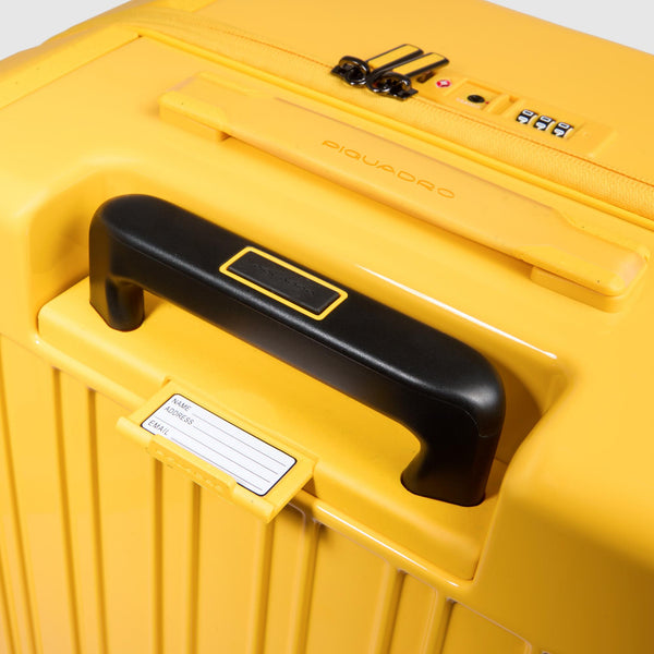 Medium size,4 wheel suitcase