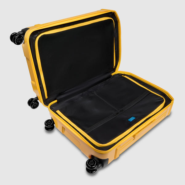 Medium size,4 wheel suitcase
