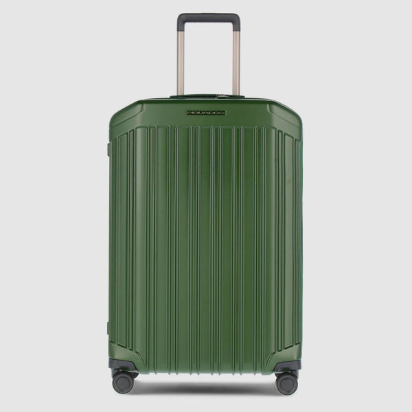 Medium size, hardside spinner
