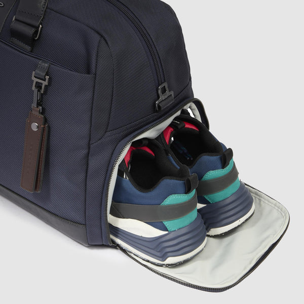 Duffel bag in recycled fabric