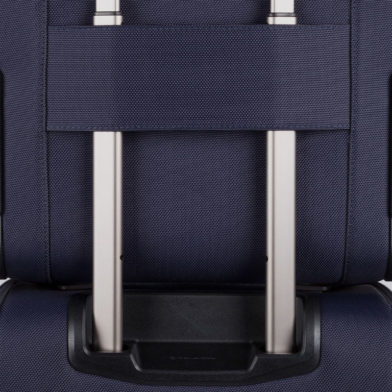 Slim laptop bag with wheels 15,6"