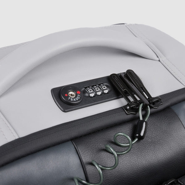 Convertible to backpack cabin suitcase