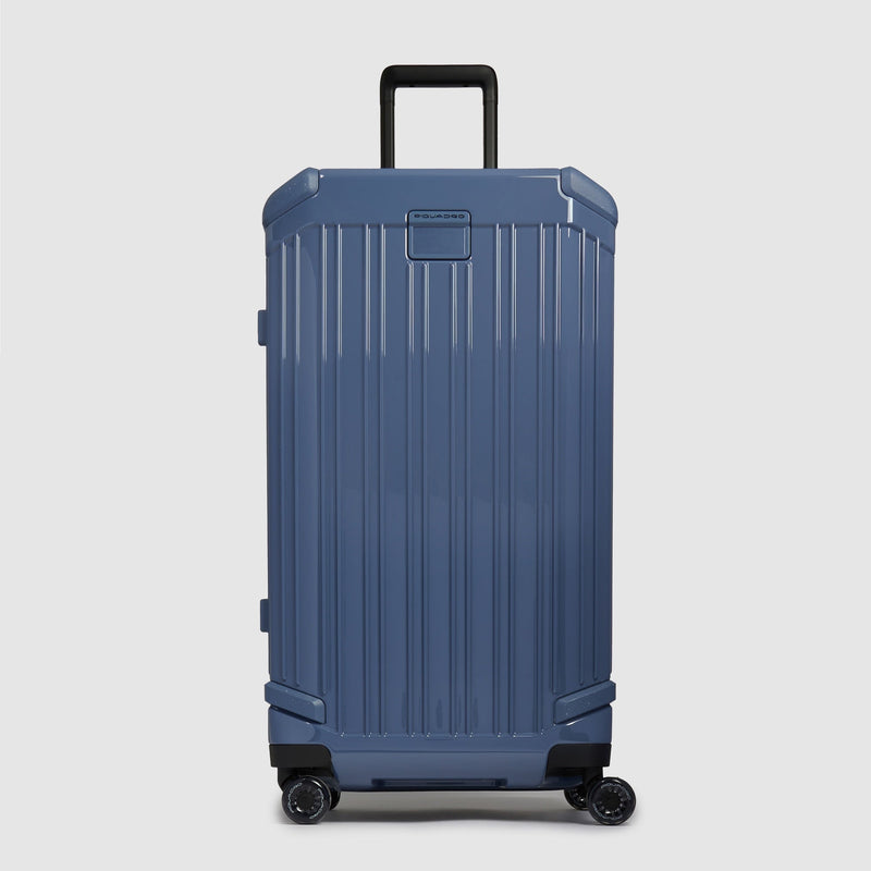Hardside 4 wheel suitcase in trunk shape