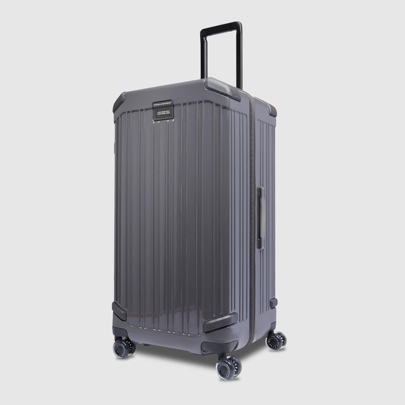 Hardside 4 wheel suitcase in trunk shape