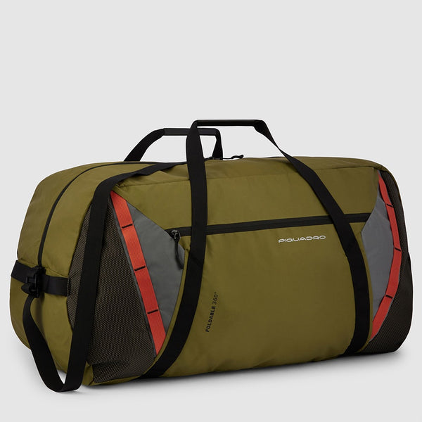 Foldable duffel bag in recycled fabric