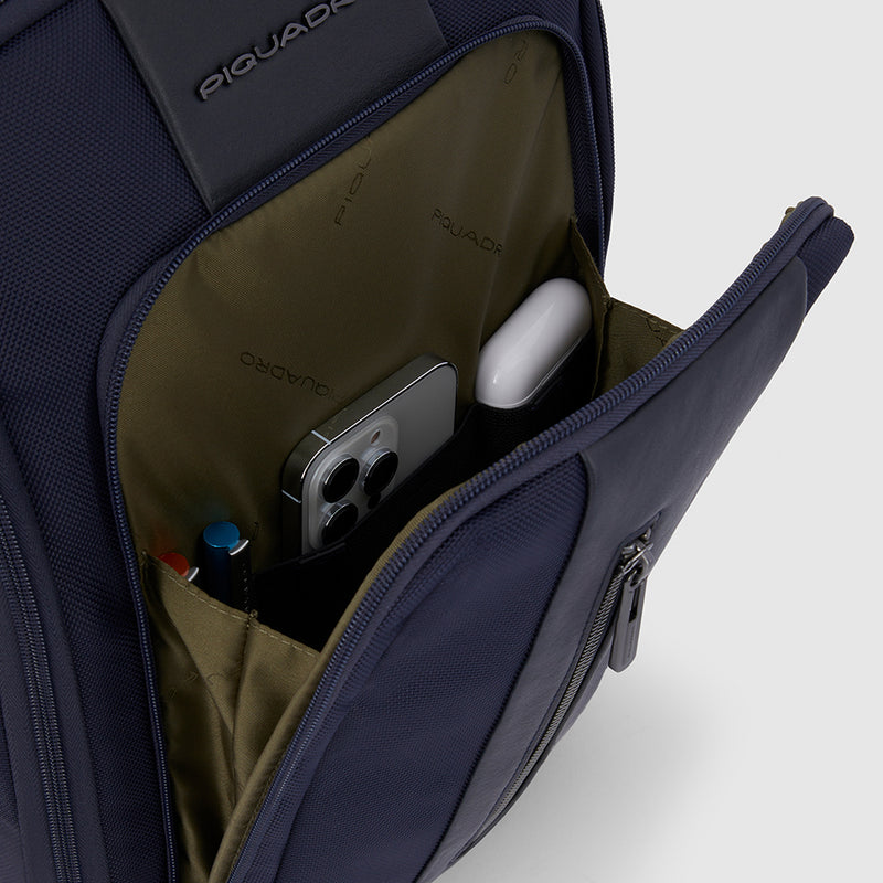 Underseater travel backpack with wheels 15,6"