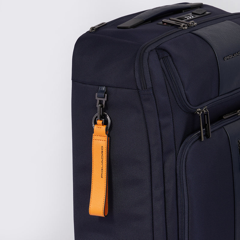 4 wheel cabin suitcase for laptop 15,6"