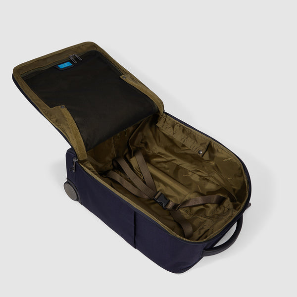 Underseater carry-on in recycled fabric