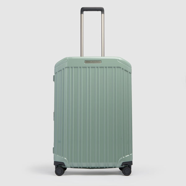Medium size, expandable 4 wheel suitcase - 1