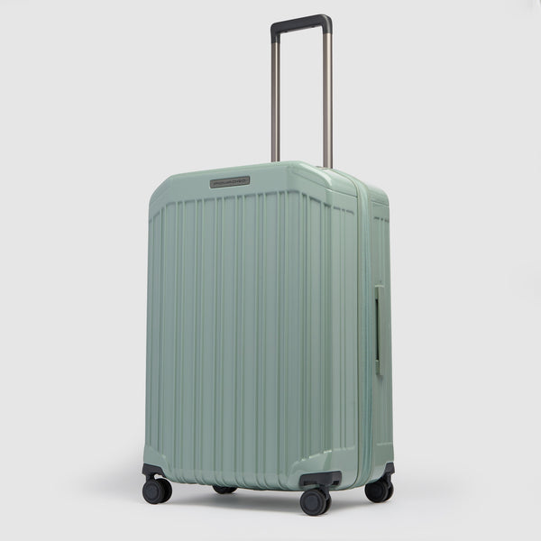 Medium size, expandable 4 wheel suitcase - 2