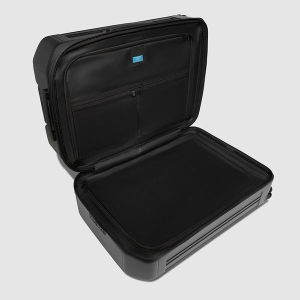 Expadable, large 4 wheel suitcase - 5