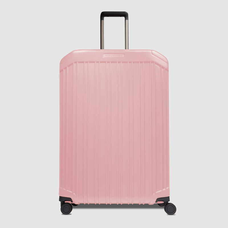 Expadable, large 4 wheel suitcase