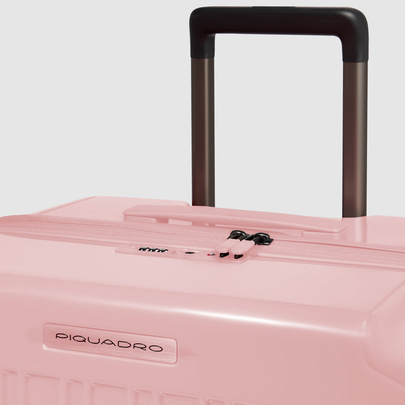 Expadable, large 4 wheel suitcase