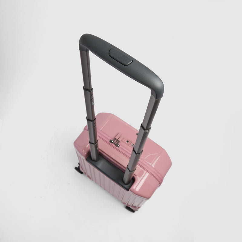 Underseater carry-on