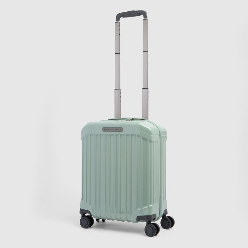 Underseater carry-on