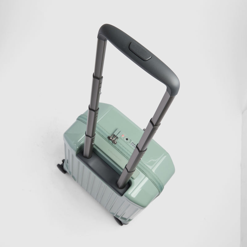 Underseater carry-on