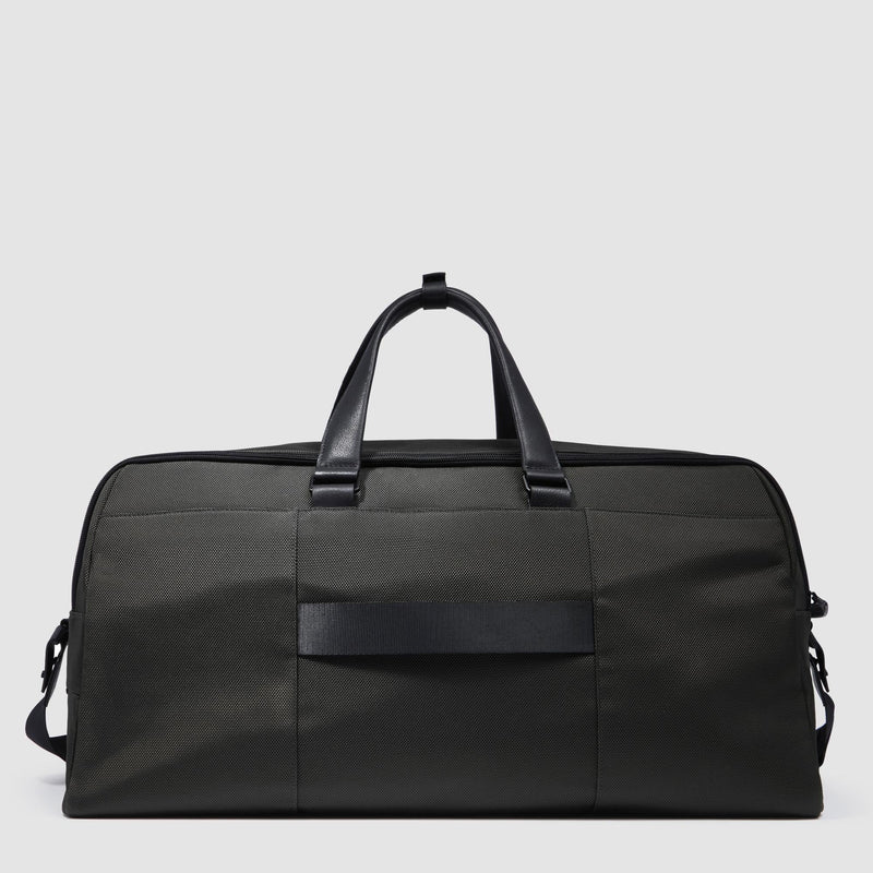 Duffel bag in recycled fabric