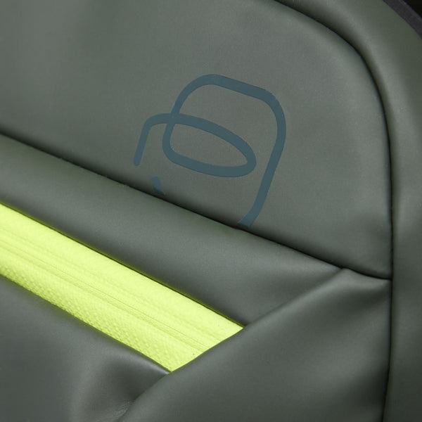 Water resistant duffel bag