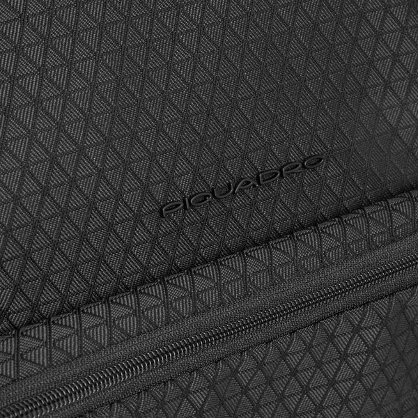 Foldable travel bag in recycled textile - 4