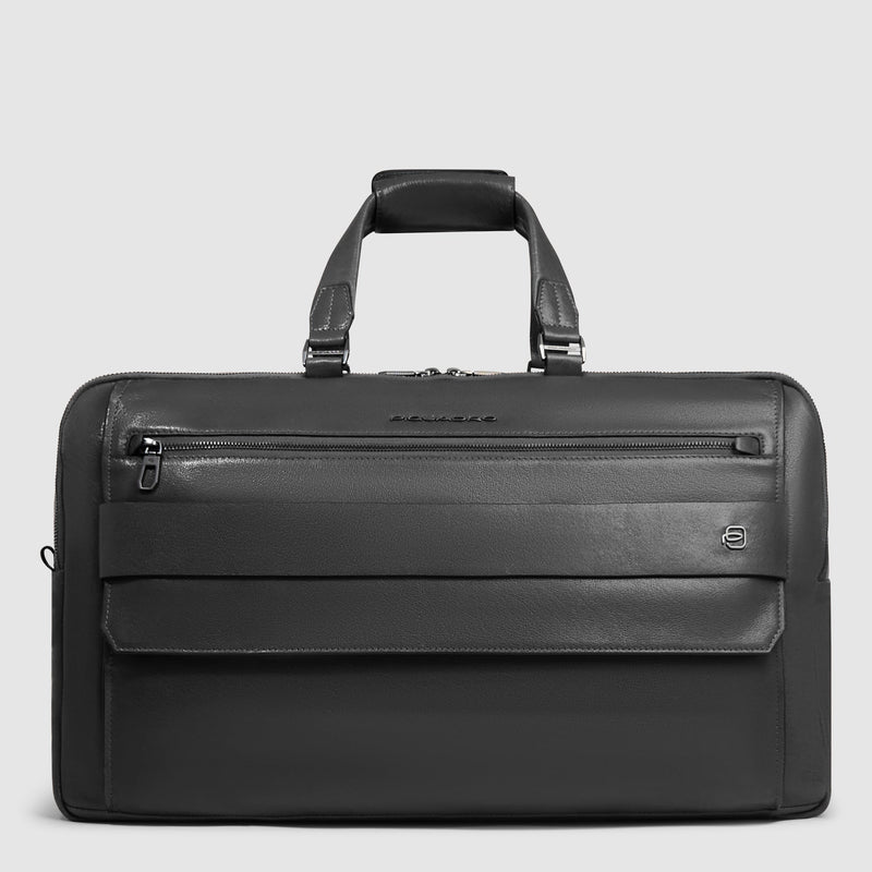 Personalizable duffel bag