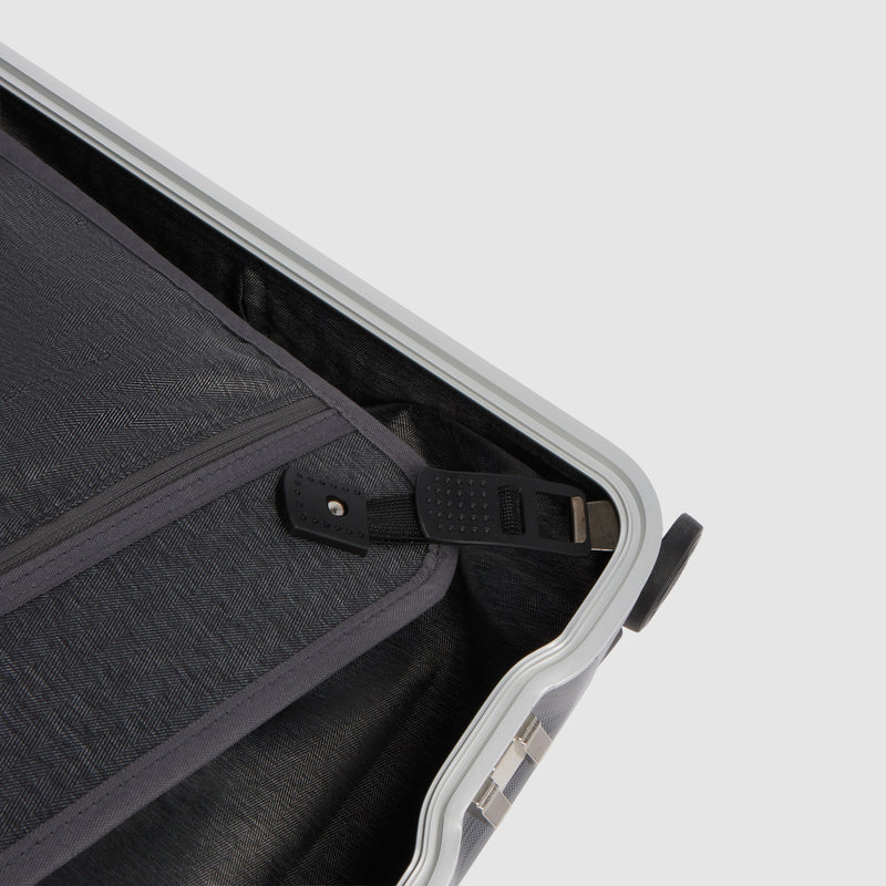 Hardside Cabin Suitcase with 14" Laptop Compartment