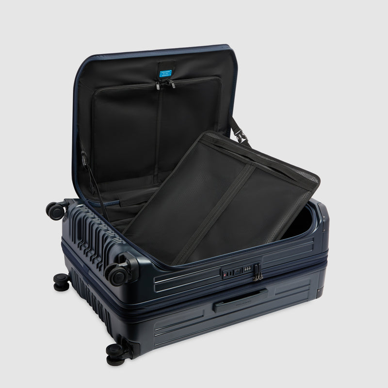 Large 4 wheel suitcase with dual opening