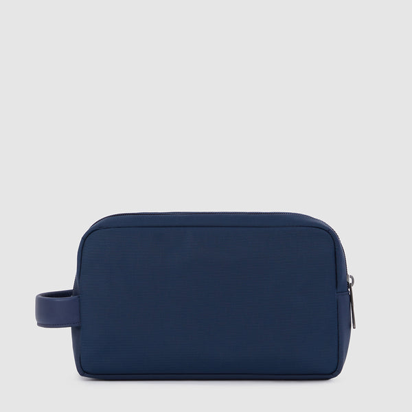 Toiletry bag in recycled fabric