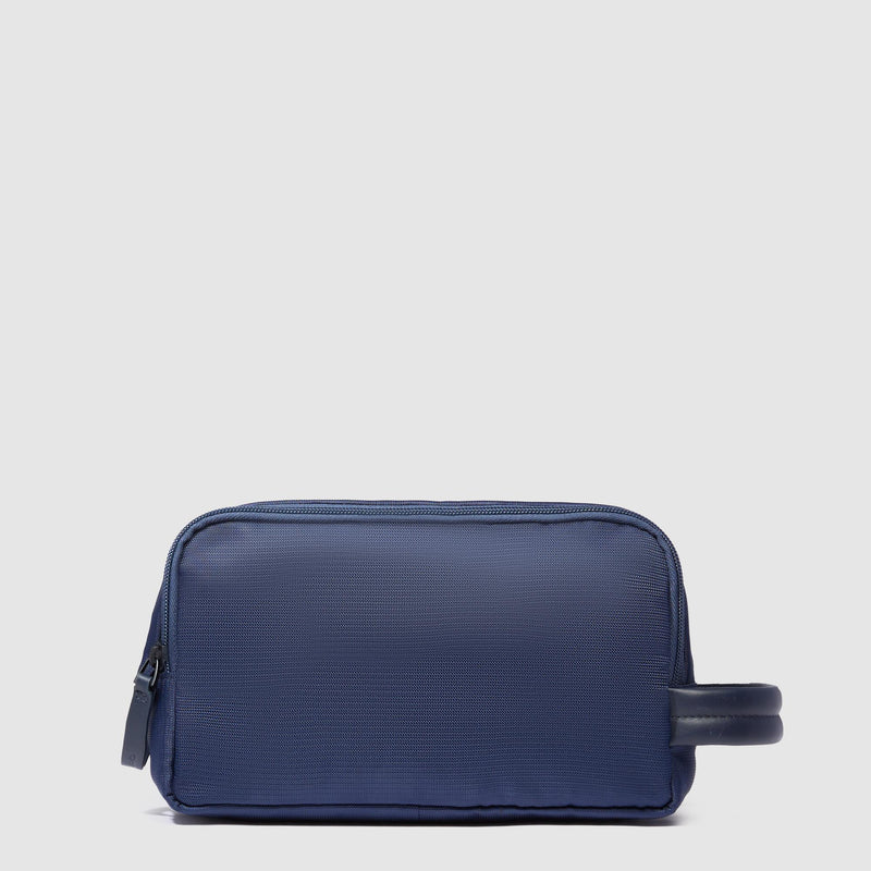 Toiletry bag in recycled fabric