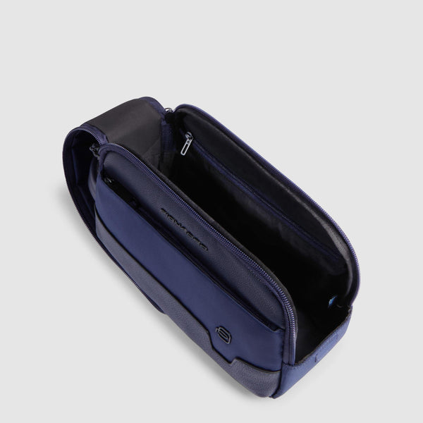 Beauty case uomo in tessuto riciclato 