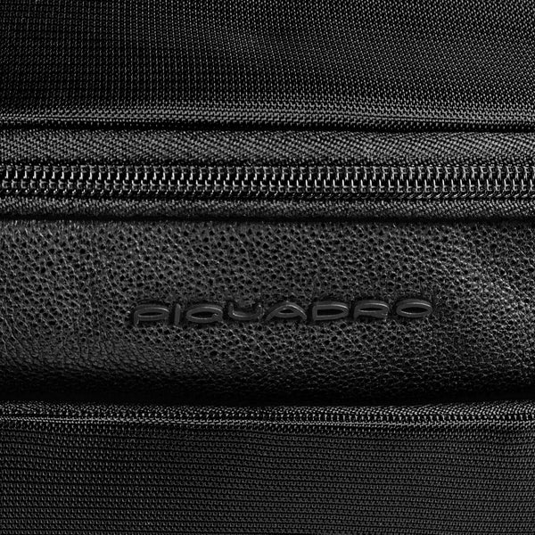Toiletry bag in recycled fabric